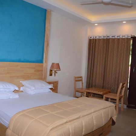 Coconhuts Beach Resort Lakshmanpur Luaran gambar