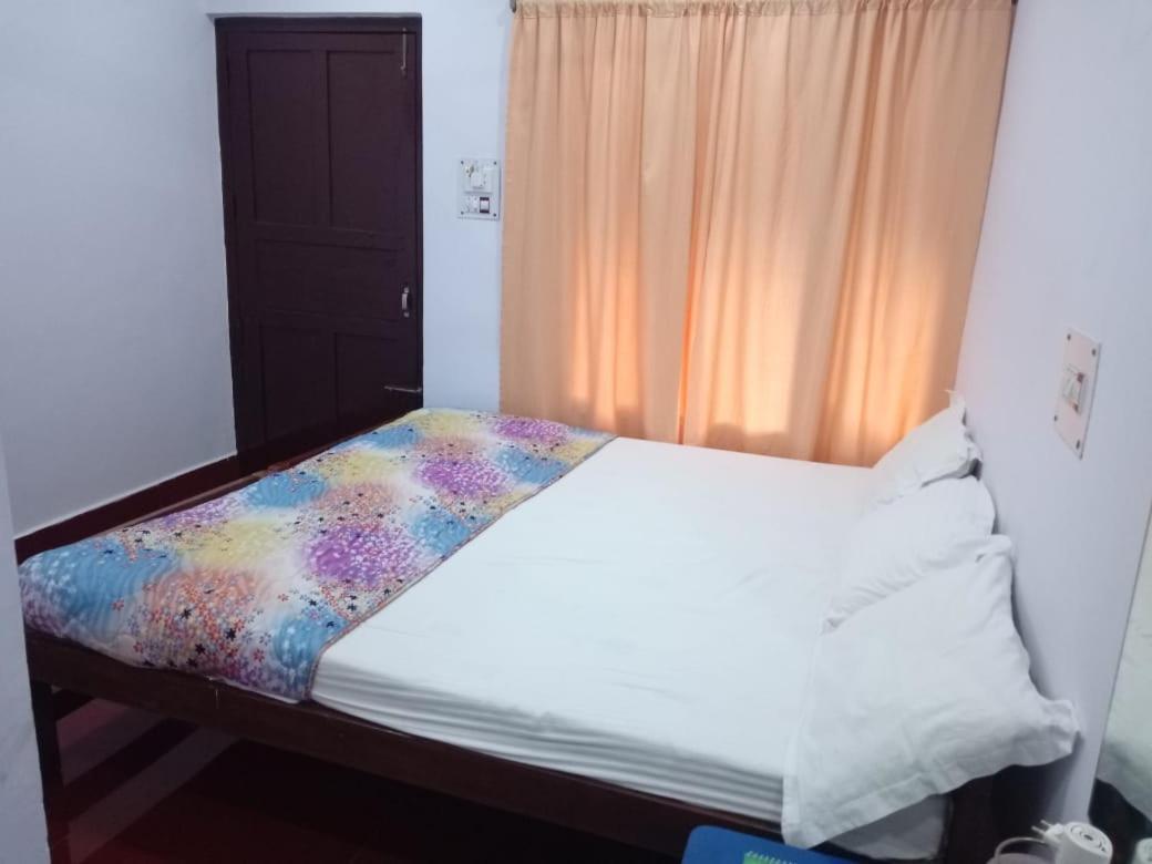 Coconhuts Beach Resort Lakshmanpur Luaran gambar