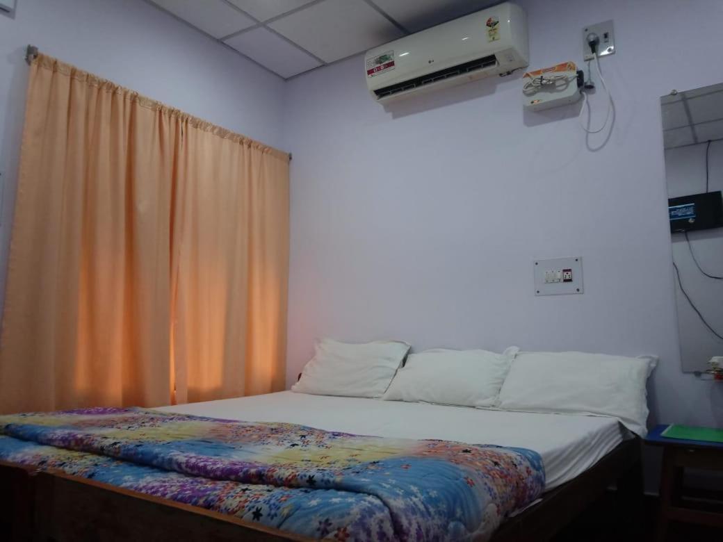 Coconhuts Beach Resort Lakshmanpur Luaran gambar
