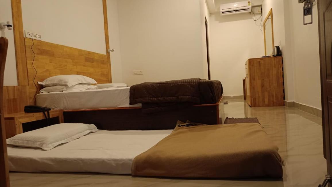 Coconhuts Beach Resort Lakshmanpur Luaran gambar