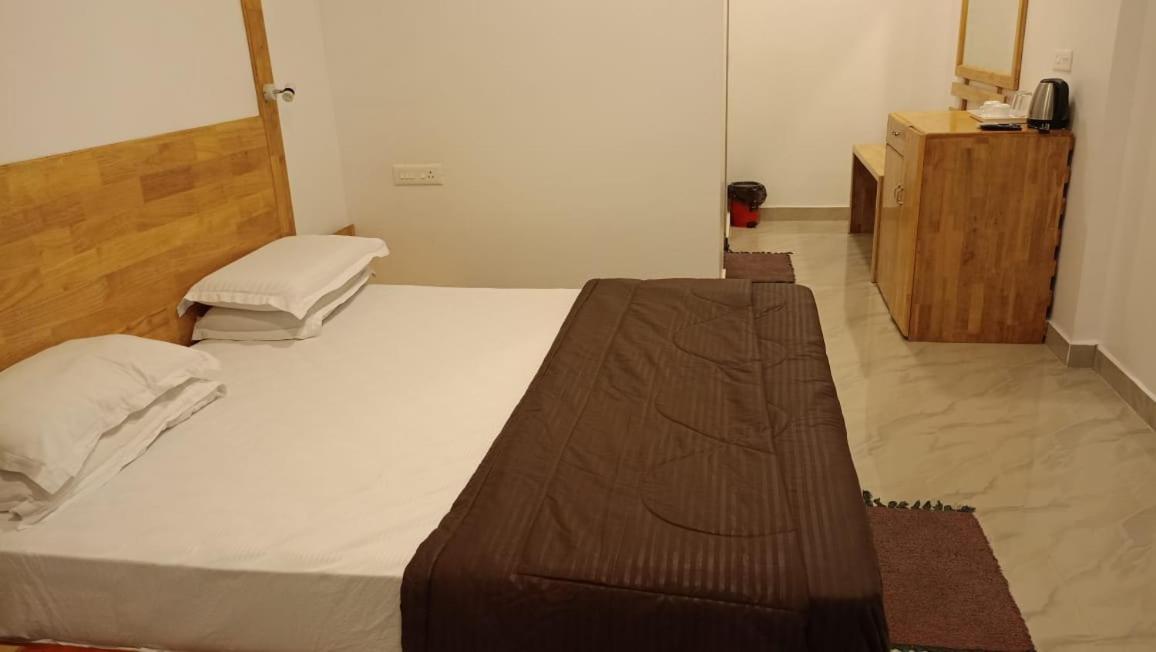 Coconhuts Beach Resort Lakshmanpur Luaran gambar