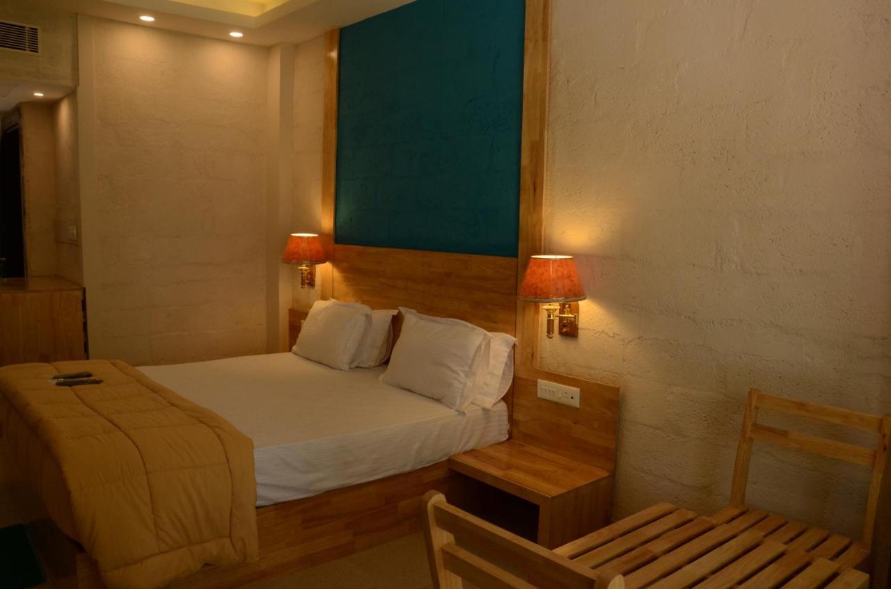 Coconhuts Beach Resort Lakshmanpur Luaran gambar